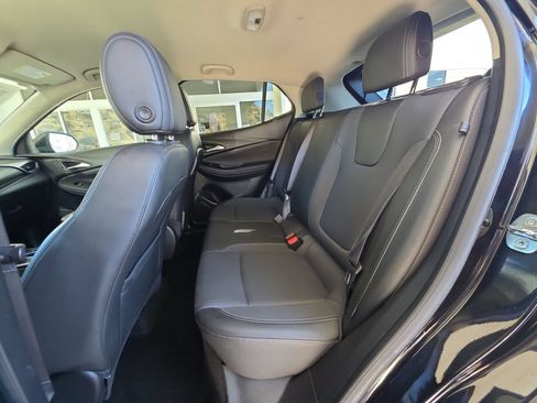 Used 2023 Buick Encore GX Preferred w/ Cold Weather Comfort Package FWD image 26