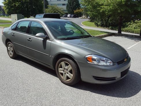 Used 2007 Chevrolet Impala LS FWD image 11
