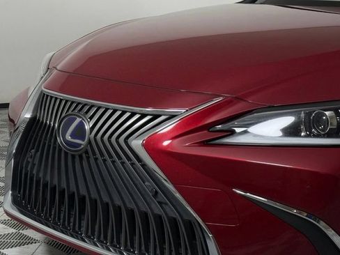 Used 2019 Lexus ES 300h w/ Premium Package FWD image 13