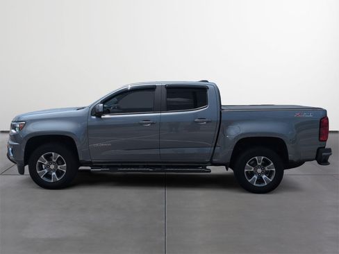 Used 2019 Chevrolet Colorado Z71 AWD/4WD image 3