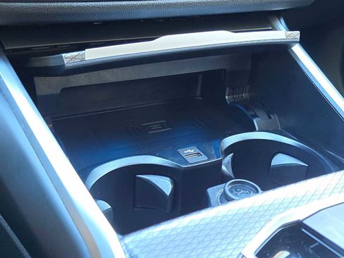 Used 2025 BMW 330i xDrive Sedan w/ M Sport Package image 33