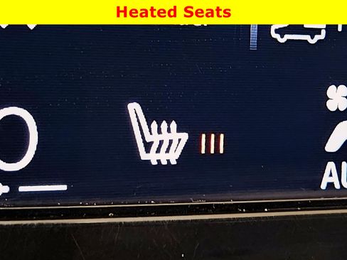 Used 2021 Volvo XC90 T5 Momentum image 29