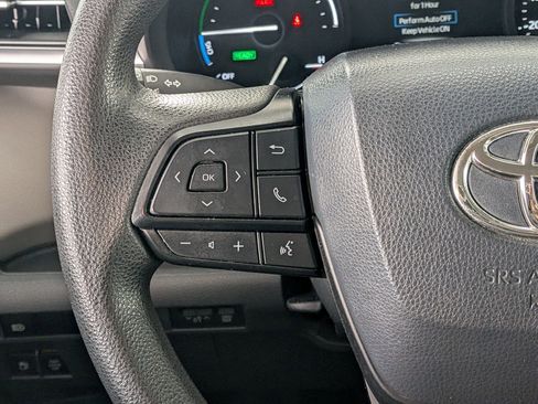 Used 2022 Toyota Sienna LE image 15