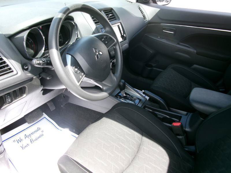 Used 2025 Mitsubishi Outlander Sport ES AWD/4WD image 12