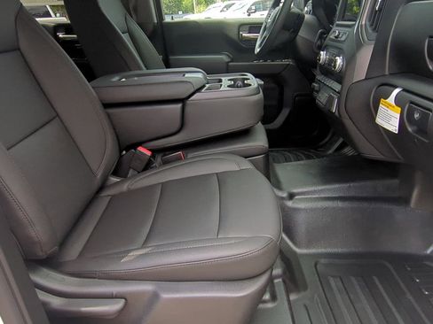 New 2025 GMC Sierra 2500 Pro w/ Convenience Package image 31