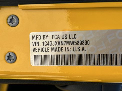 Used 2021 Jeep Wrangler Sport image 25