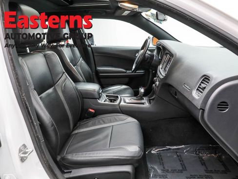 Used 2022 Dodge Charger SXT w/ Leather Interior Group image 24