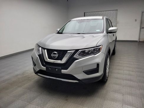 Used 2017 Nissan Rogue S AWD/4WD image 15