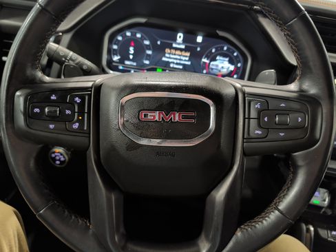 Used 2022 GMC Sierra 1500 AT4 image 8
