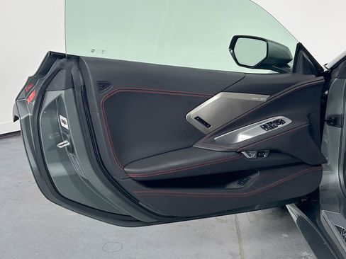 Used 2023 Chevrolet Corvette Stingray image 9