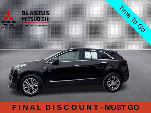 Used 2020 Cadillac XT5 Premium Luxury w/ LPO, Floor Liner Package AWD/4WD image 3