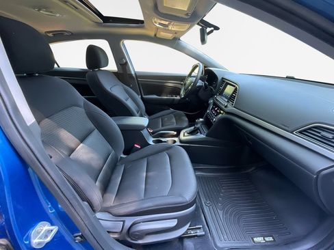 Used 2017 Hyundai Elantra Value Edition w/ Cargo Package FWD image 26