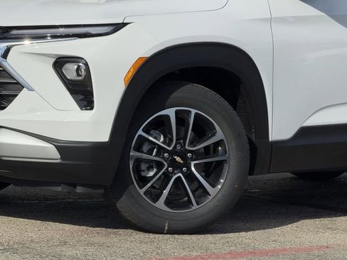 New 2026 Chevrolet TrailBlazer LT w/ Driver Confidence Package image 8