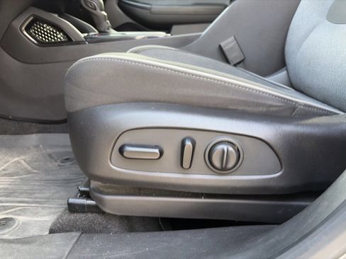 Used 2022 Chevrolet TrailBlazer LT image 13