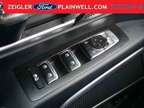 Used 2025 Kia Telluride S AWD/4WD image 34