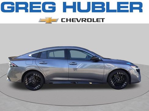 Used 2026 Nissan Sentra SR w/ Floor Mat Package FWD image 5