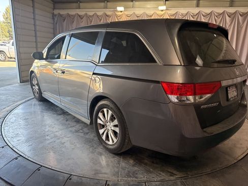 Used 2016 Honda Odyssey SE image 6