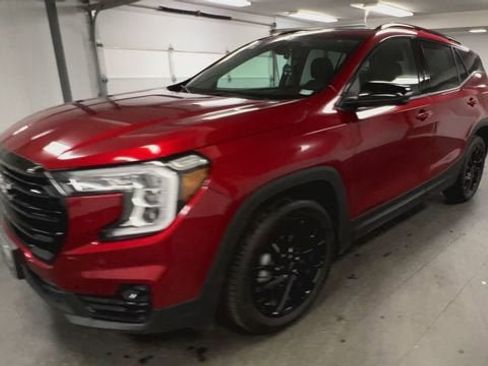 Certified 2023 GMC Terrain SLT w/ Infotainment Package II image 4