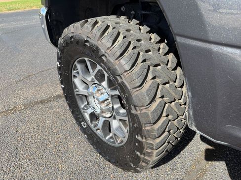 Used 2020 Ford F250 Lariat w/ Lariat Value Package AWD/4WD image 18