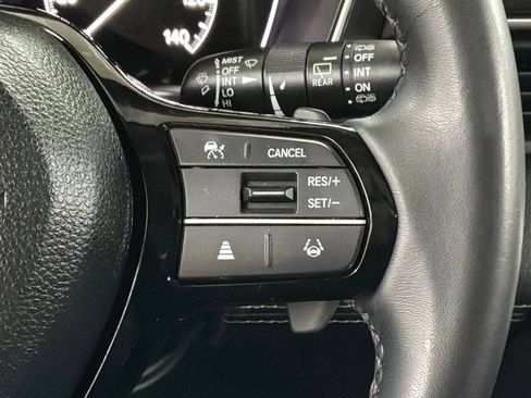 Used 2025 Honda Pilot Touring image 10