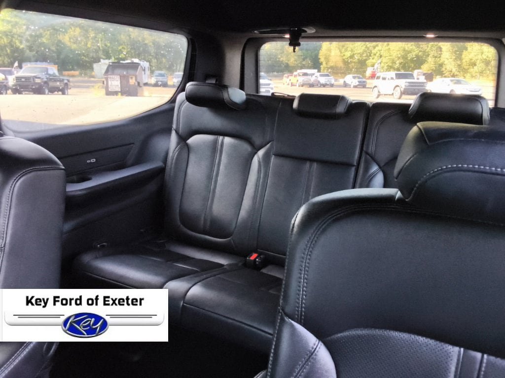 Used 2024 Jeep Wagoneer Series II AWD/4WD image 22