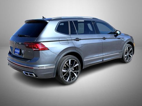 Used 2023 Volkswagen Tiguan SEL R-Line image 5
