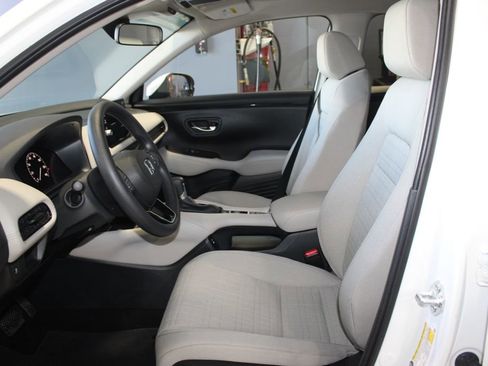 Used 2026 Honda HR-V LX image 12