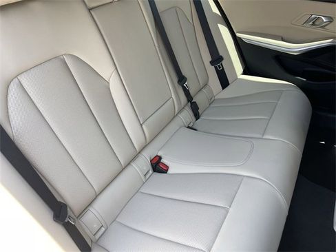 New 2025 BMW 330i Sedan w/ Premium Package image 13