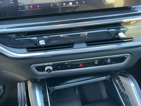 Used 2026 BMW X6 xDrive40i w/ Climate Comfort Package image 19