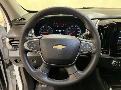 Used 2018 Chevrolet Traverse LT FWD image 10