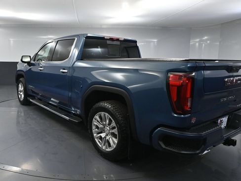 Used 2025 GMC Sierra 1500 Denali w/ Technology Package AWD/4WD image 9