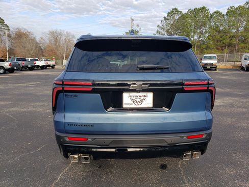New 2026 Chevrolet Traverse LT w/ Midnight/Sport Edition image 8