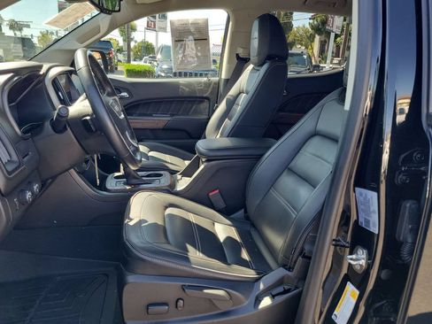 Used 2022 GMC Canyon Denali w/ Denali Black Edition Package AWD/4WD image 18