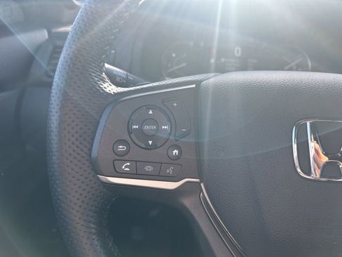 Used 2023 Honda Passport EX-L image 11