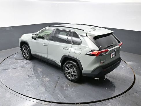 Used 2023 Toyota RAV4 XLE Premium image 47