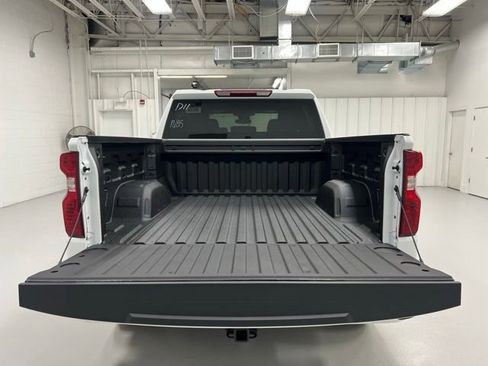 New 2026 Chevrolet Silverado 1500 Custom AWD/4WD image 18
