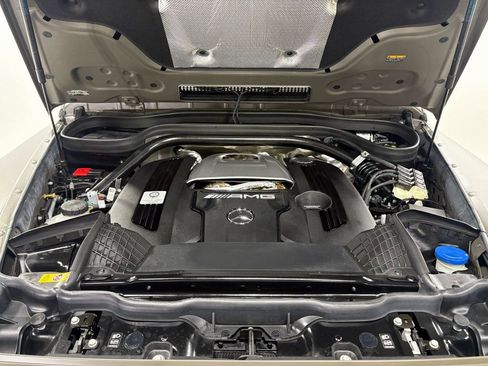 Certified 2025 Mercedes-Benz G 63 AMG 4MATIC image 35
