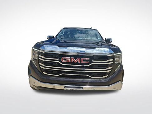 Used 2024 GMC Sierra 1500 SLT AWD/4WD image 9