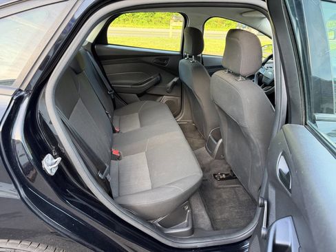 Used 2018 Ford Focus S FWD image 23