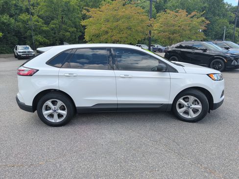 Used 2019 Ford Edge SE w/ SE Fleet Driver's Package FWD image 3