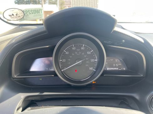 Used 2018 MAZDA CX-3 Touring w/ Preferred Equipment Package FWD image 38