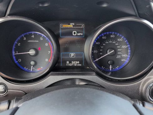 Used 2016 Subaru Outback 2.5i Limited AWD/4WD image 23