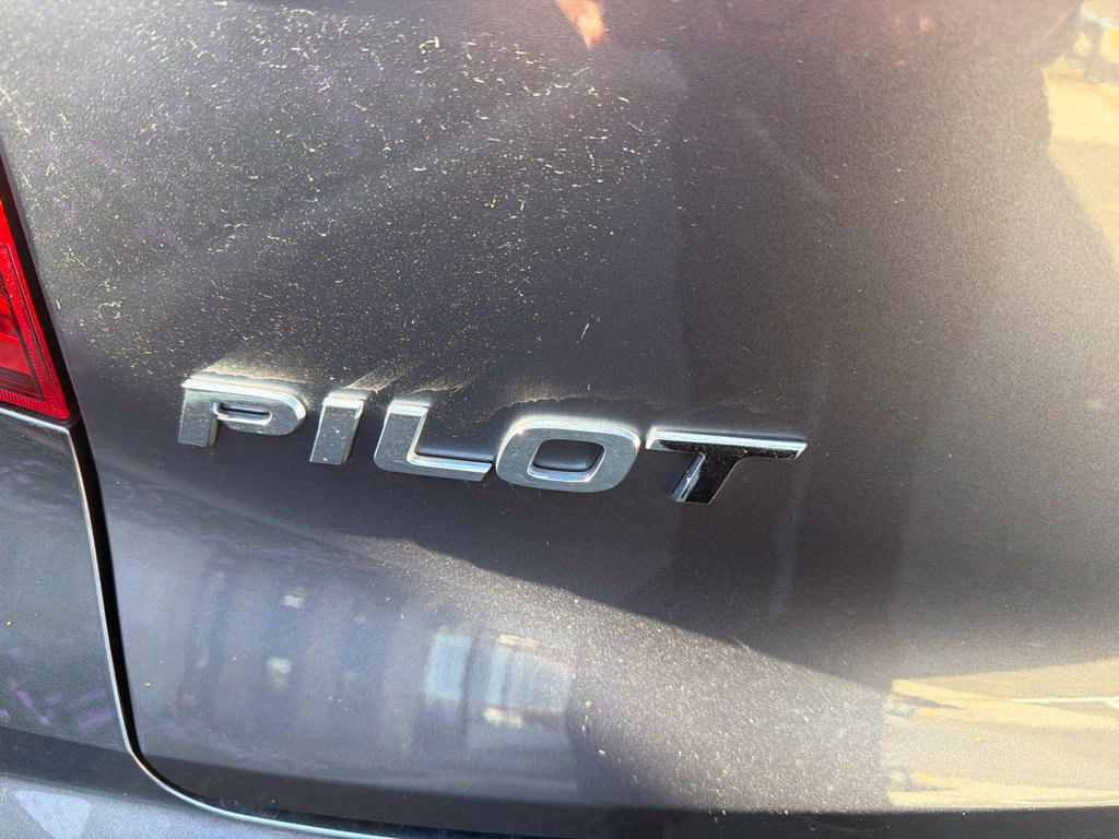 Used 2018 Honda Pilot EX image 10