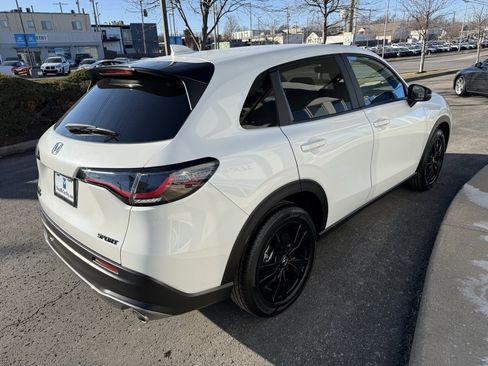 New 2026 Honda HR-V Sport image 11