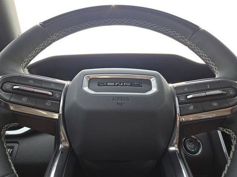 New 2026 GMC Acadia Denali w/ Super Cruise Package AWD/4WD image 33