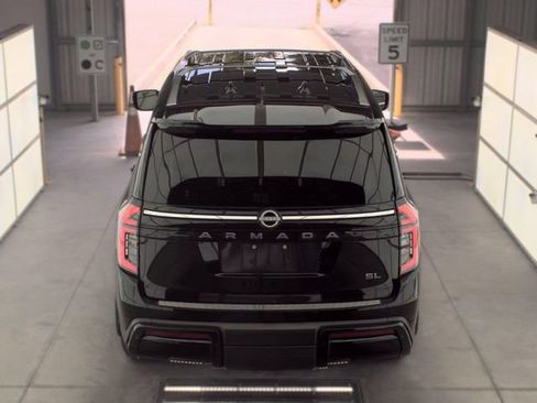 Certified 2025 Nissan Armada SL w/ Captain's Chari Seat Package RWD image 9