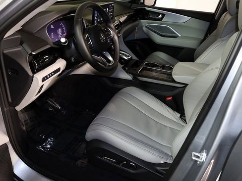 Certified 2026 Acura MDX w/ Technology Package image 12
