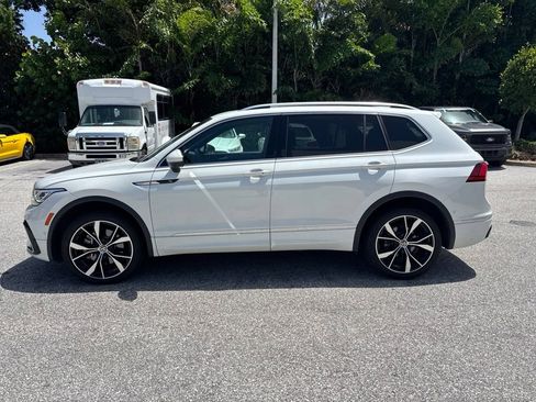 Used 2022 Volkswagen Tiguan SEL R-Line AWD/4WD image 4