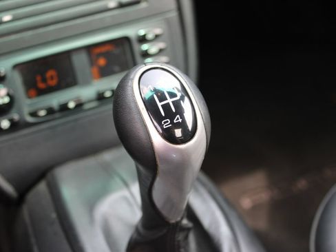Used 2001 Porsche Boxster RWD image 20