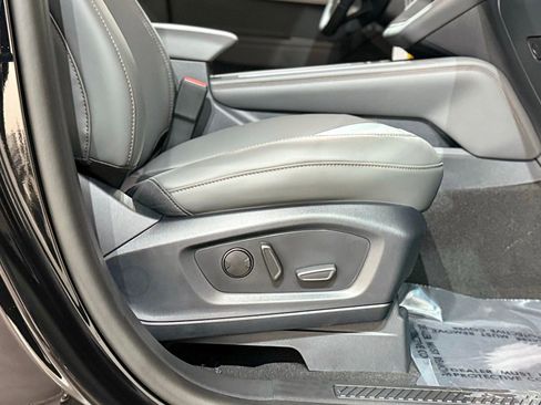 New 2026 Ford Explorer Active w/ Active Comfort Package AWD/4WD image 63